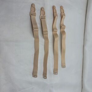 Anti Slip Bra Strap Clips Set of 4 Adjustable Comfortable Bra Strap Retainers